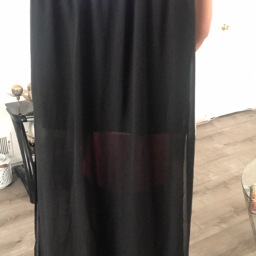 Falda larga transparente negra